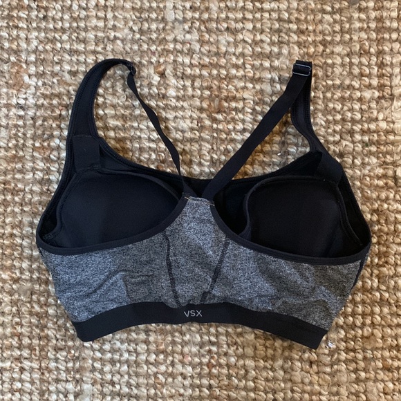 Victoria’s Secret VSX Sport bra. Size 34D. - Picture 2 of 4